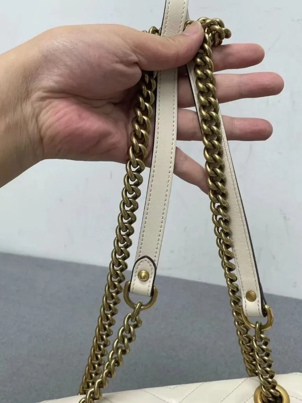 Gucci GG Marmont White Leather Chain Shoulder Bag